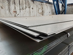 Néhány darab 1000x2000x1 mm-es hidegen hengerelt acéllemez - kismetalvasker.hu